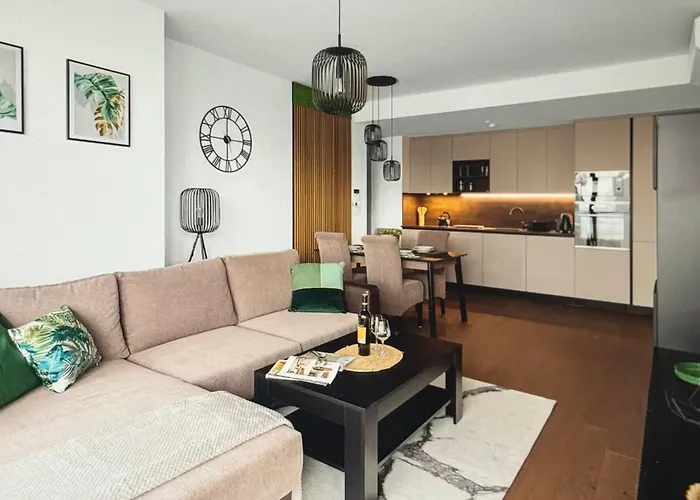 Modern Downtown Apartment